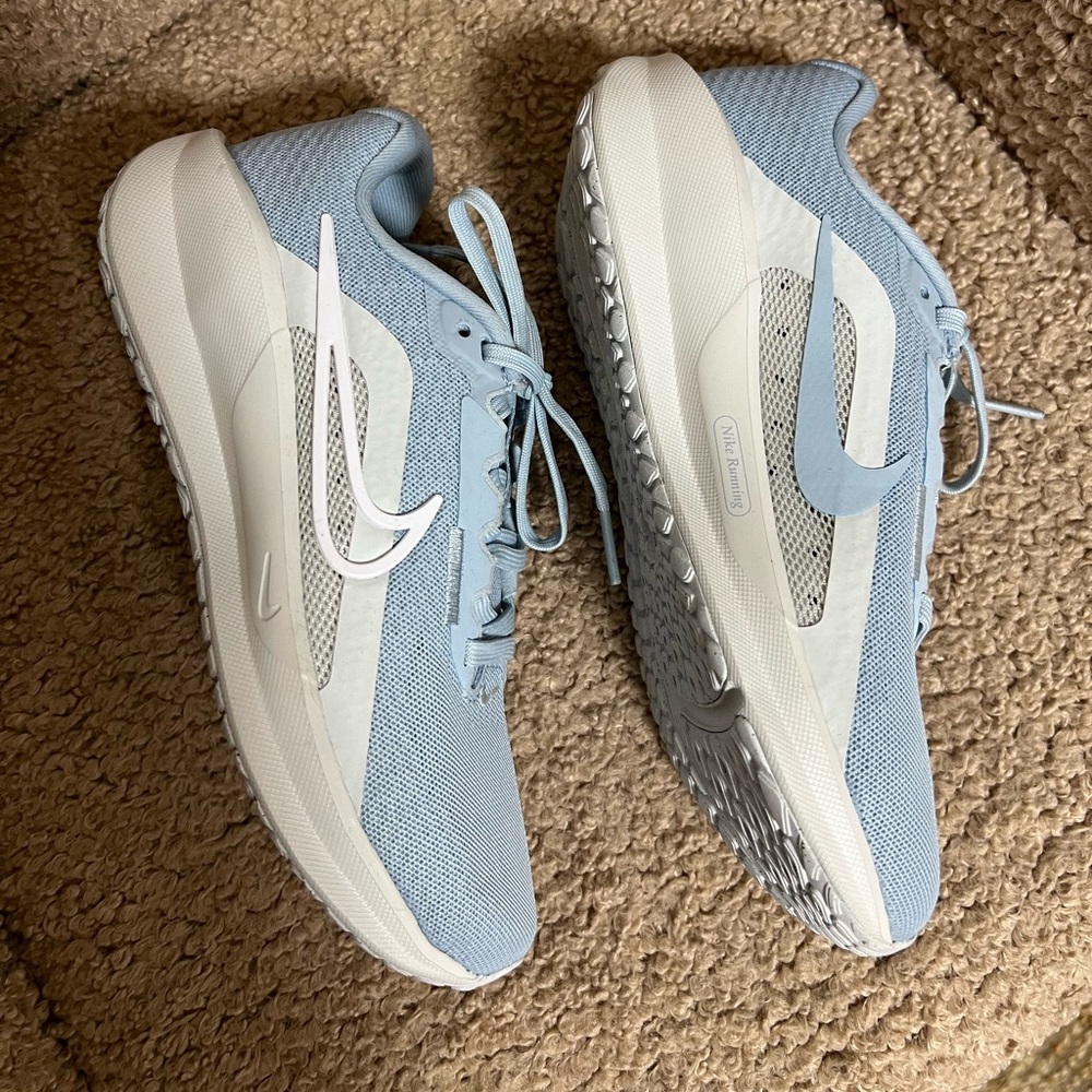 Nike Downshifter 13
Women's Road Running Shoes